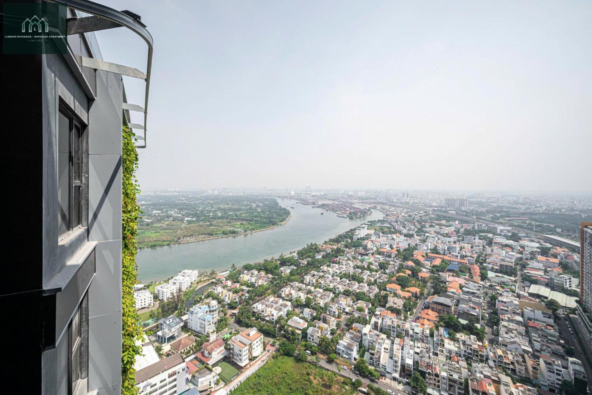 Căn hộ Lumiere Riverside - Serviced Apartment *