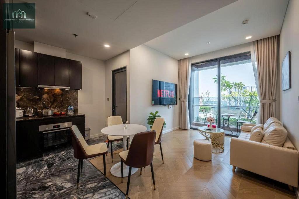 Lumiere Riverside - Serviced Apartment